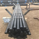 Stack of threaded pipes in a bundle